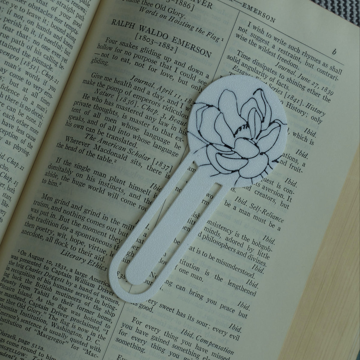 3D-PRINTED MAGNOLIA BOOKMARK
