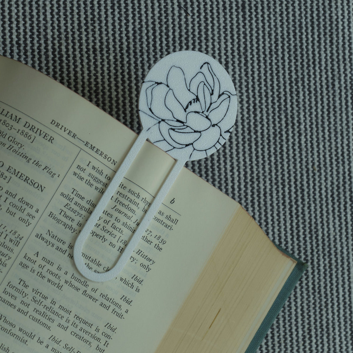 3D-PRINTED MAGNOLIA BOOKMARK